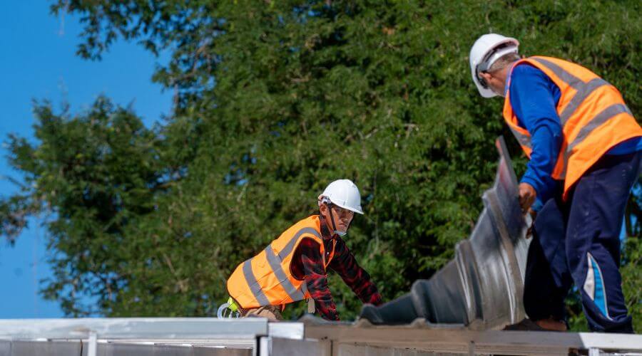 Professional residential roofers in Cushing, WI